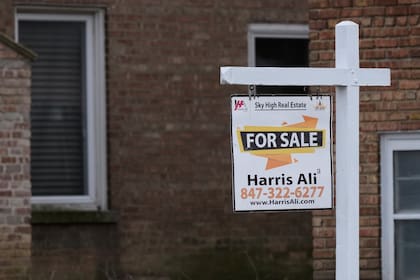 Sube la tasa hipotecaria a 30 años en EE. UU., pero sigue en mínimos