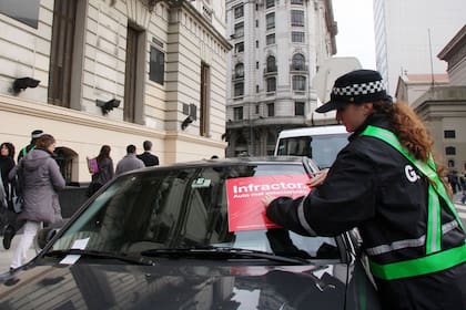 Subieron las multas de tránsito: cuáles son los nuevos montos y las infracciones más comunes