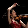 María Dueñas, la extraordinaria violinista española de 23 años que actuará por primera vez en el Teatro Colón