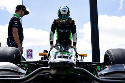 Subir, bajar o compartir el asiento, las incógnitas que envuelven el futuro de Agustín Canapino en el auto N°78 de Juncos Hollinger Racing