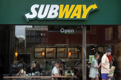 Subway comenzó a cerrar locales en 2016 y la tendencia continúa