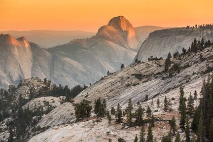Sucedió en las Angel Falls, un tramo del sendero de Willow Creek Trail, a 24 kilómetros del Parque Yosemite. Las visitas están permitidas a pesar de la pandemia pero se prohíben los campamentos y pic-nics