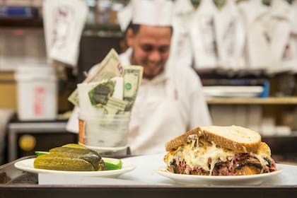 El sandwich cuesta entre 25 y 30 dólares