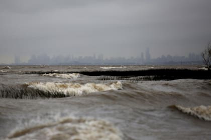 sudestada crecida Río de la Plata ciudad Buenos Aires viento
