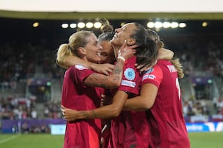 Suecia aplasta a Alemania por primera vez en la Eurocopa y lidera el grupo