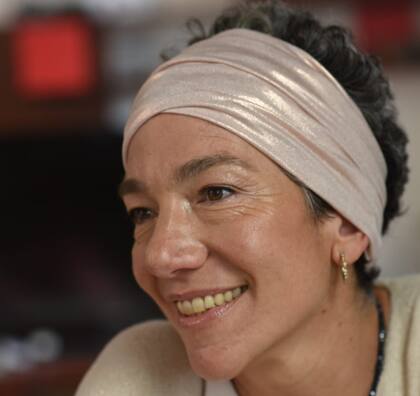 "Sueño con hacer muchos viajes, visitar a los amigos que tengo desparramados por el mundo y conocer nuevos lugares y culturas".