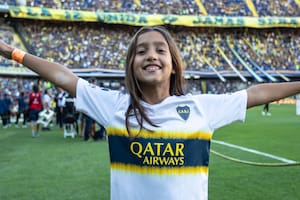 Candelaria Cabrera, la chica que reescribe las reglas del fútbol infantil