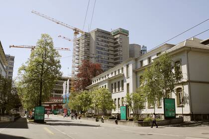 Suiza acelera el desconfinamiento para "aprender a vivir" con el coronavirus