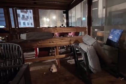 Suiza: decenas de muertos por un incendio en una lujosa estación de esquí (Police Cantonale Valaisanne via AP)