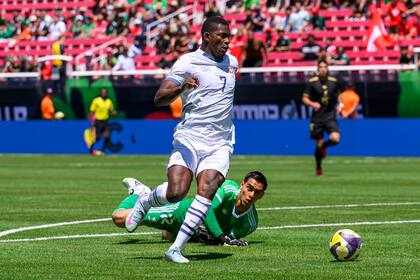 Suiza se impone 4-2 a un deslucido México que se prepara para la Copa Oro