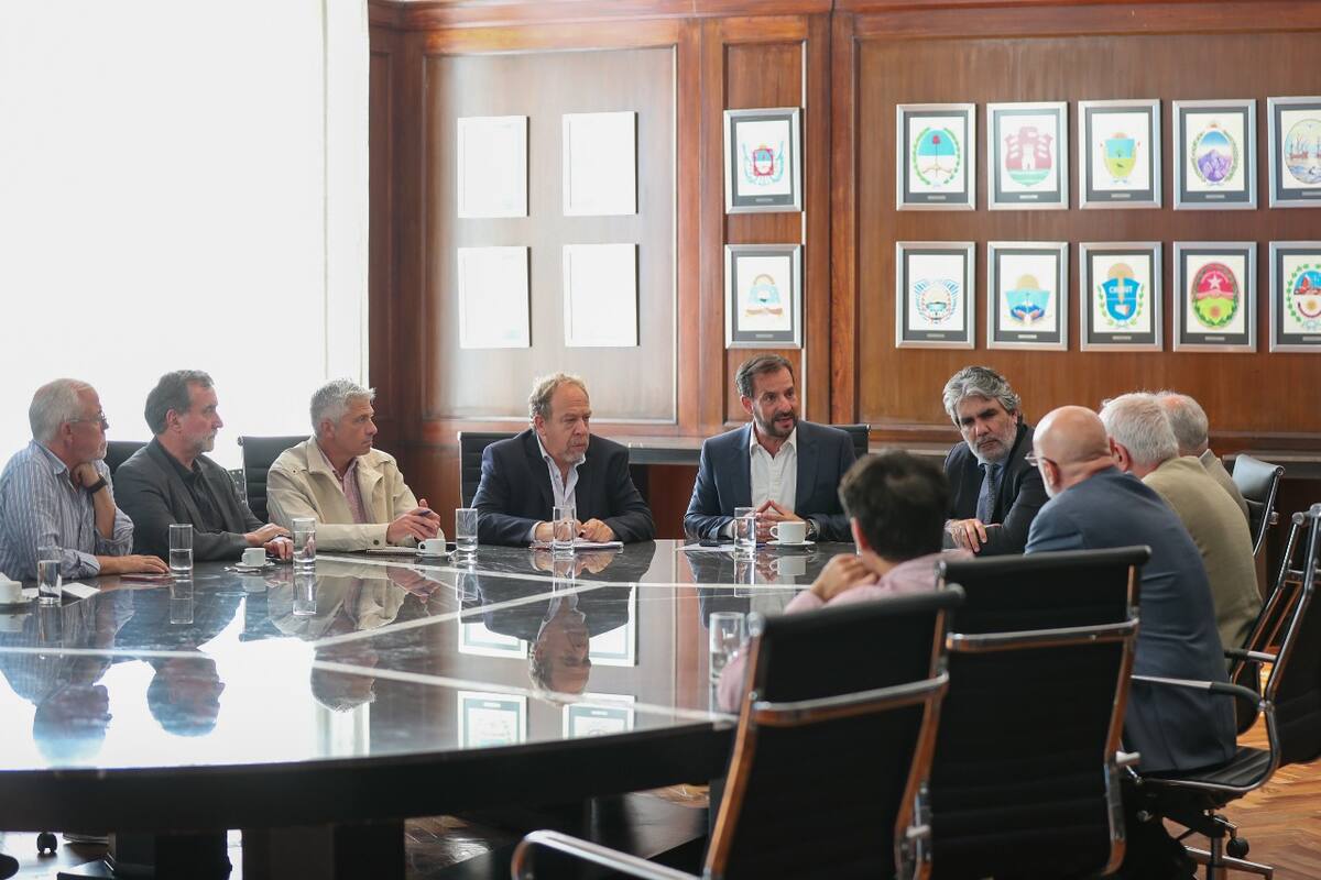 Sujarchuk y Cervantes se reunieron con representantes de Cabase, Argencon y Cessi