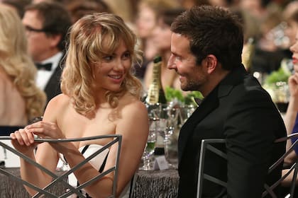 Suki Waterhouse y Bradley Cooper salieron de 2013 a 2015
