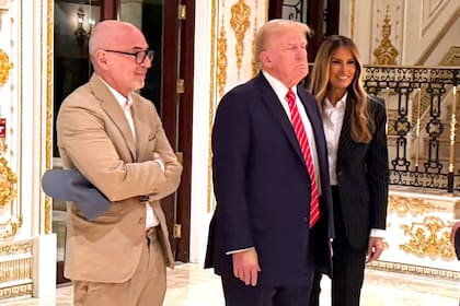 Sulichin, productor de la película de Melania , junto a los Trump
