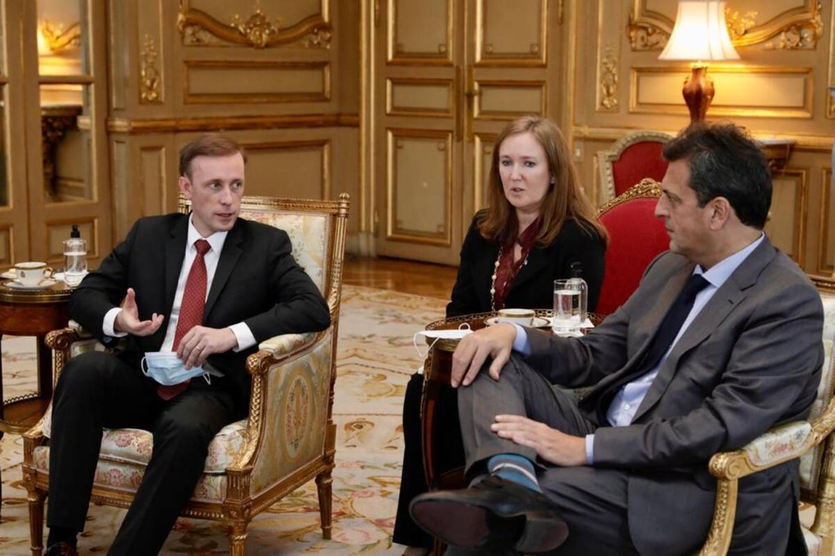Sullivan recibió a Massa en la embajada de Estados Unidos en Buenos Aires.