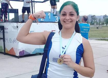 Sumando medallas en el atletismo.