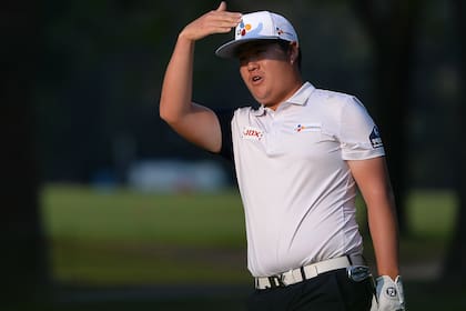 Sungjae Im no puede creer lo que hizo la pelota en el par 3 del hoyo 7 en México