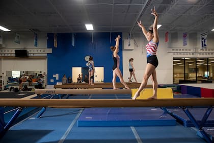 La gimnasta Sunisa Lee se entrena en Minnesota: los atletas de EE.UU. "no se saltean la cola"