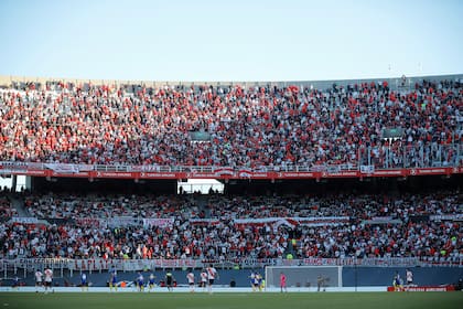 Superclasico por la fecha 14 de la Liga Profesional entre River vs. Boca. Jugado en el estadio Monumental. Segundo gol de Julian Alvarez