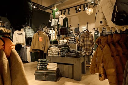 Superdry llegó de la mano de la argentina Tango Fabric