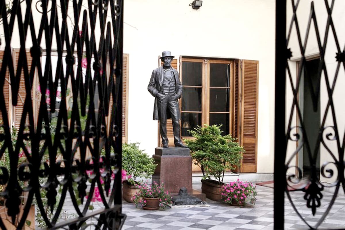 SUPLEMENTO ESPECIAL. A 200 AñOS dE SU NACIMIENTO