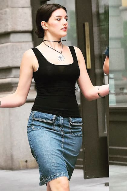 Suri Cruise tiene 17 años y es la hija de Katie Holmes y Tom Cruise.