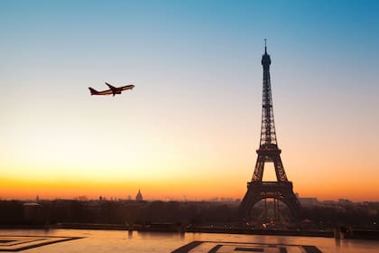 Sus correos alegran a muchos, pero pocos saben si es una persona o un robot