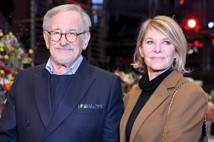 Sus padres,
el gran director de
cine y Kate Capshaw,
conforman uno de
los matrimonios
más sólidos de
Hollywood, con 35
años de casados
