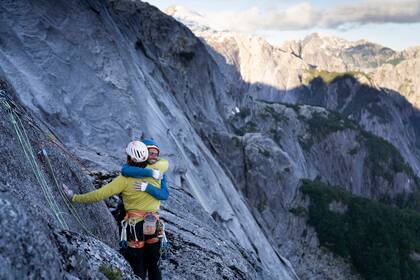 Sus paredes de granito son muy populares entre los escaladores de roca de todo el mundo. Foto: Austin Siadak