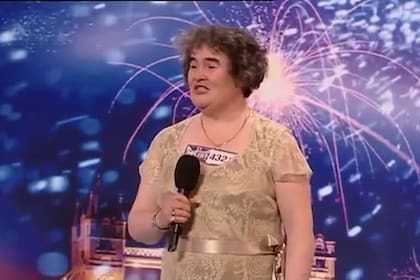 Susan Boyle compartió en sus redes sociales una foto del antes y después que dejó en shock a sus seguidores (Captura de video)