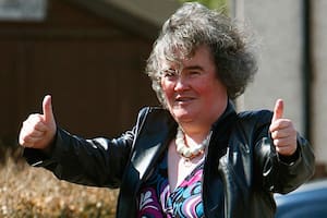Susan Boyle llega a su casa en el día de hoy sorprendida por su reciente fama