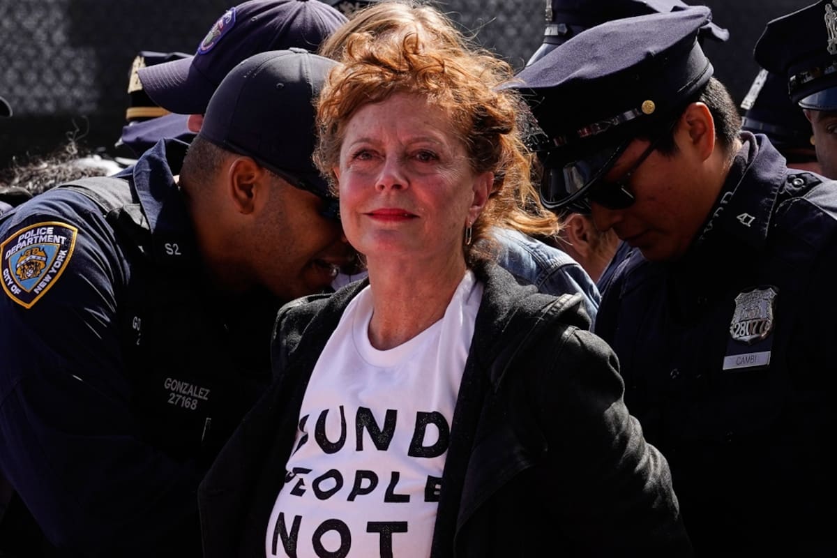Susan Sarandon fue detenida en Nueva York durante una protesta contra el primer ministro israelí Benjamín Netanyahu