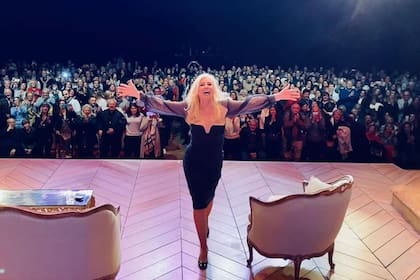 Susana Giménez está evaluando tener una segunda despedida de los escenarios, pero esta vez en Buenos Aires: “Siente mucha presión de sus fanáticos y de su círculo íntimo”
