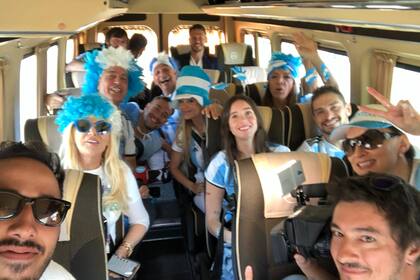 Susana Giménez, Marley, Lucía Celasco, Lizy Tagliani y Evangelina Anderson vieron el partido en el estadio del Spartak