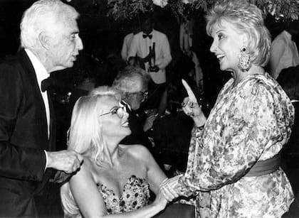 Susana Giménez, Miguel Lariviere y Mirtha Legrand, en 1990