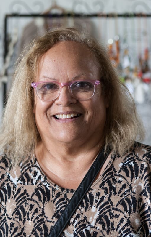 Susana Villegas se animó a la sericicultura