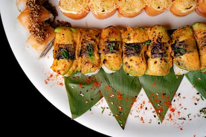 SushiClub ofrece tanto piezas clásicas como versiones de autor