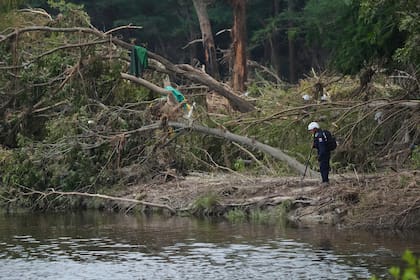 Suspenden búsqueda de víctimas de inundaciones en Texas ante pronósticos de más lluvia