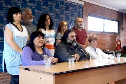 Suteba pide "el cese inmediato de la persecución de docentes" y se moviliza el jueves en La Plata