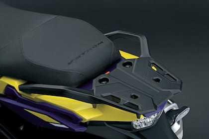 Suzuki V-Storm 800 detalles