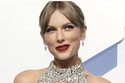 Swift anunció en agosto el lanzamiento de su décimo álbum, Midnights.
