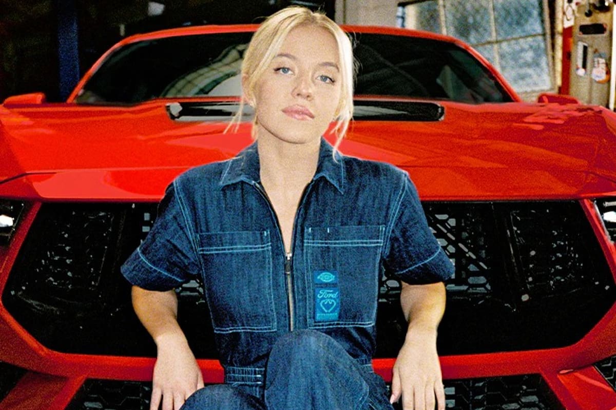 Sydney Sweeney es fanática de los autos y personalizó un Ford Mustang para sortear entre sus fanáticos