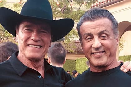 Sylvester Stallone recurrió a las redes sociales para "chicanear" a su amigo, Arnold Schwarzenegger