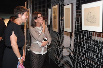 Szaggars con la princesa Carolina de Mónaco en la inauguración de la muestra “Arternativelight” en Chapiteau de Fontvieille, de la que ella participó en 2011