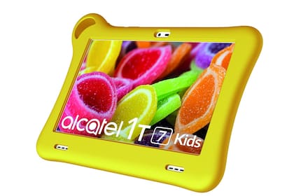 Tablet infantil. La Alcatel Smart Kids es una tablet diseñada para resultar atractiva a los más chicos y a la vez resistir golpes y sacudidas. Tiene pantalla de 7”, 1 GB de memoria RAM e incluye el protector y el soporte trasero para ver videos ($19.999)