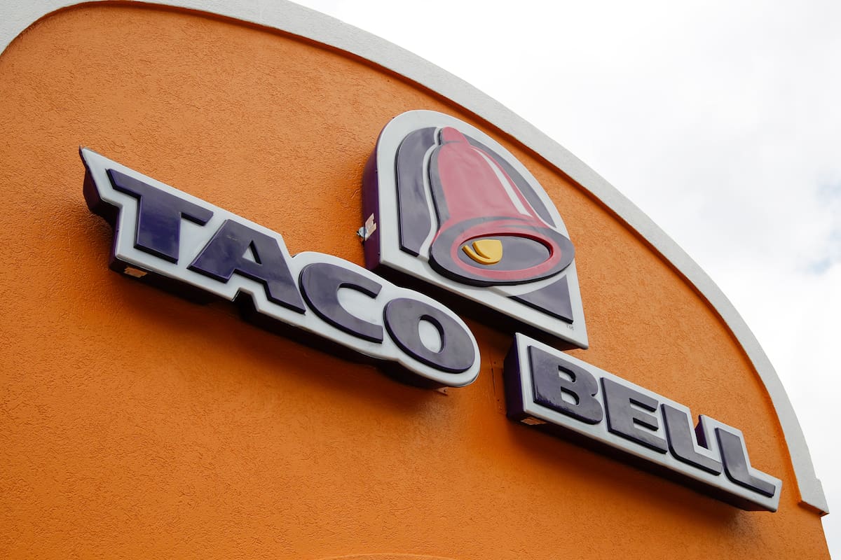 Taco Bell cuenta con una base de seguidores muy fieles que piden a la cadena que traiga de vuelta algunos de sus platos favoritos que se retiraron del menú (AP Foto/Gene J. Puskar, Archivo)
