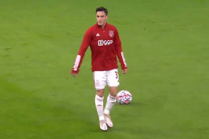 Tagliafico recreó un histórico calentamiento de Diego