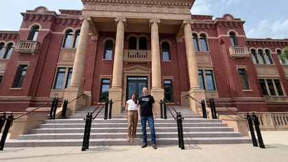Tagliani y Smith en Southlake Town Square, que se consolida como el principal motor comercial y punto de encuentro en el norte de Texas