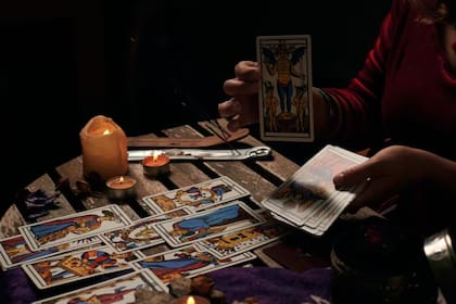 Tailandia: un hombre fue acusado de robar un celular bajo la excusa de una profecía