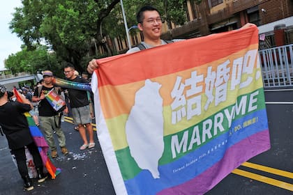 Taiwán aprobó la primera ley en Asia que reconoce el matrimonio homosexual
