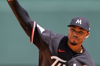 Taj Bradley lanza seis entradas en blanco, Minnesota pega tres jonrones y vence 5-1 a Reales